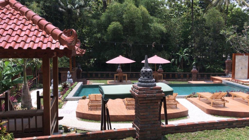 Rumah Dharma 2 Riverside Hotel Magelang Exterior foto